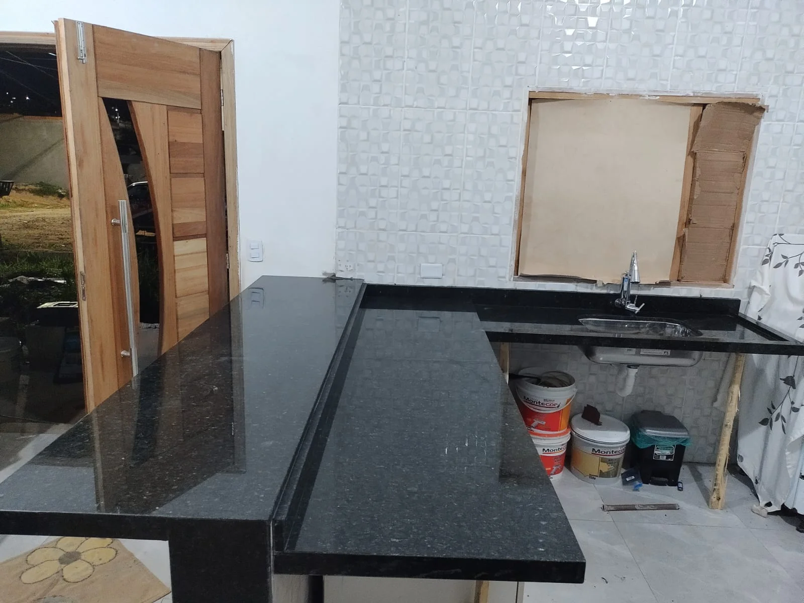 Pias e Cubas em Mármore e Granito